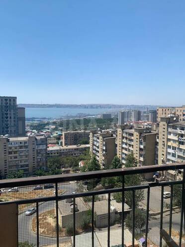 Продаётся 5-комн. вторичка 110 м², м. Ази Асланов, photo 20 from 21
