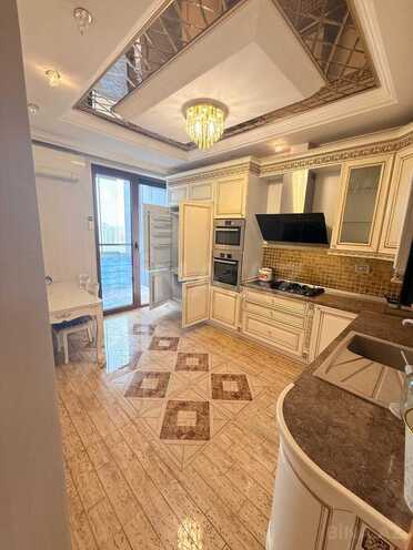 Сдаётся 3-комн. новостройка 137 м², м. Гянджлик, photo 11 from 17