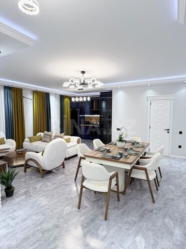Сдаётся 3-комн. новостройка 145 м², м. 8 ноября, photo 5 from 23