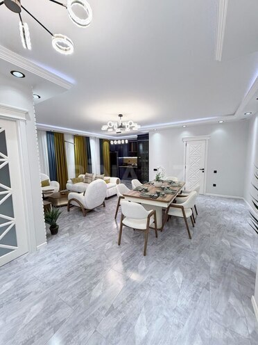 Сдаётся 3-комн. новостройка 145 м², м. 8 ноября, photo 3 from 23