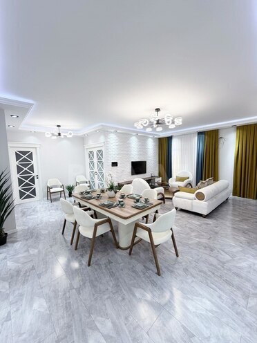 Сдаётся 3-комн. новостройка 145 м², м. 8 ноября, photo 1 from 23
