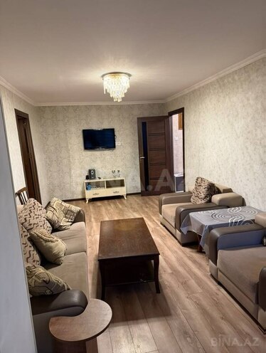 İcarəyə verilir 2 otaqlı köhnə tikili 55 m², İnşaatçılar m., photo 1 from 12