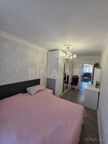 Продается 3-комн. вторичка 70 м², м. Нефтчиляр, photo 11 from 19