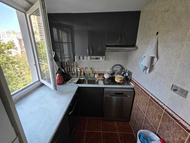 Продается 3-комн. вторичка 70 м², м. Нефтчиляр, photo 14 from 19