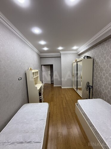 Сдаётся 4-комн. новостройка 100 м², Насиминский  р., photo 3 from 12