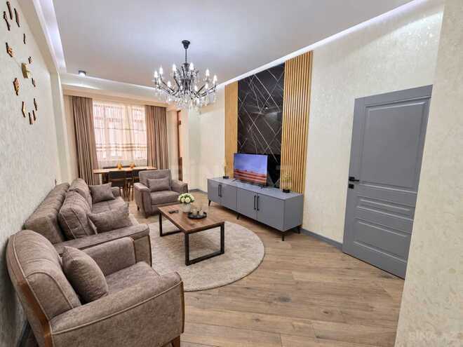 Сдается 3-комн. новостройка 110 м², м. Гянджлик, photo 1 from 17