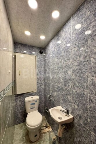 Satılır 3 otaqlı köhnə tikili 140 m², Elmlər Akademiyası m., photo 11 from 12