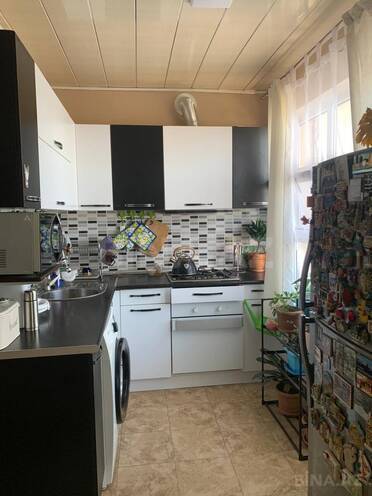 Продается 5-комн. вторичка 110 м², м. Ази Асланов, photo 17 from 23