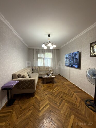 Satılır 4 otaqlı köhnə tikili 100 m², Əhmədli m., photo 1 from 15