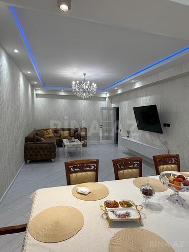 Продаётся 4-комн. новостройка 136 м², м. Ази Асланов, photo 1 from 17