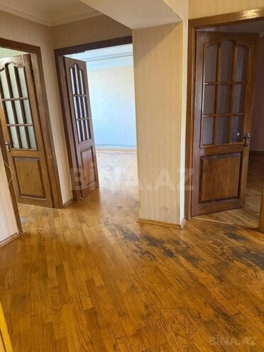 Satılır 3 otaqlı köhnə tikili 92 m², İnşaatçılar m., photo 5 from 12