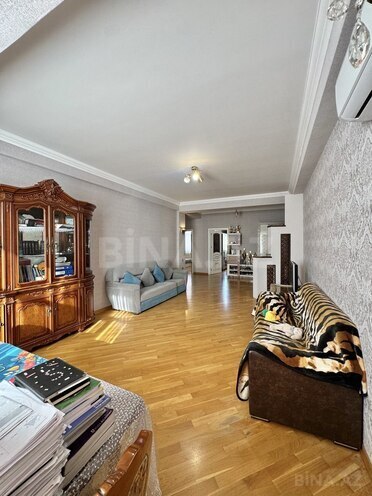 Продаётся 3-комн. новостройка 110 м², м. Иншаатчылар, photo 1 from 15
