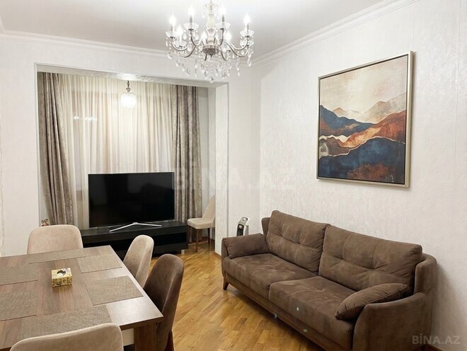 Продаётся 2-комн. вторичка 53 м², м. Насими, photo 1 from 8
