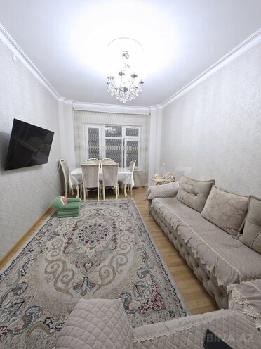Продается 3-комн. вторичка 80 м², пос. Бакиханова, photo 1 from 27