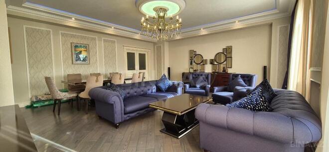 Satılır 4 otaqlı yeni tikili 290 m², İnşaatçılar m., photo 1 from 26