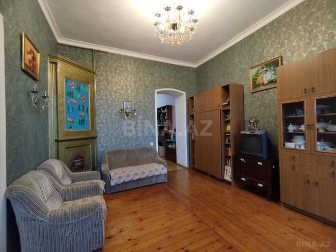 Satılır 3 otaqlı köhnə tikili 75 m², M.Ə.Rəsulzadə q., photo 6 from 19
