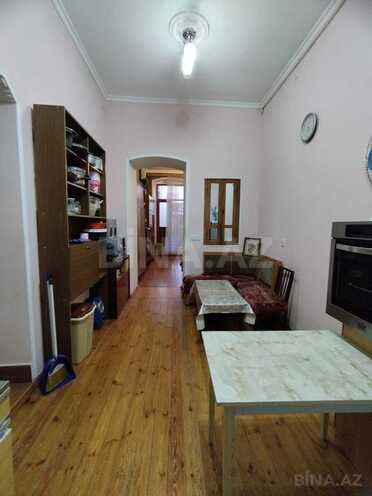 Satılır 3 otaqlı köhnə tikili 75 m², M.Ə.Rəsulzadə q., photo 12 from 19