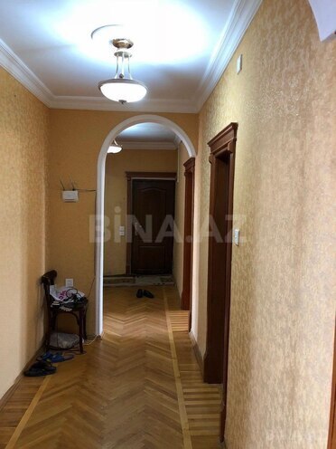 Satılır 5 otaqlı köhnə tikili 110 m², Xalqlar Dostluğu m., photo 9 from 20