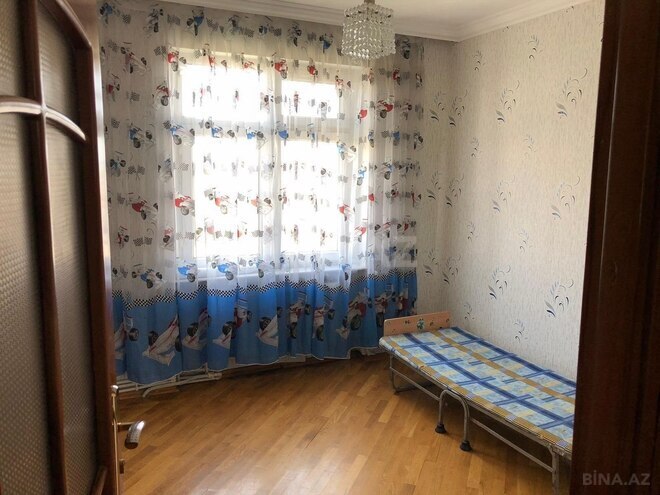 Satılır 5 otaqlı köhnə tikili 110 m², Xalqlar Dostluğu m., photo 3 from 20