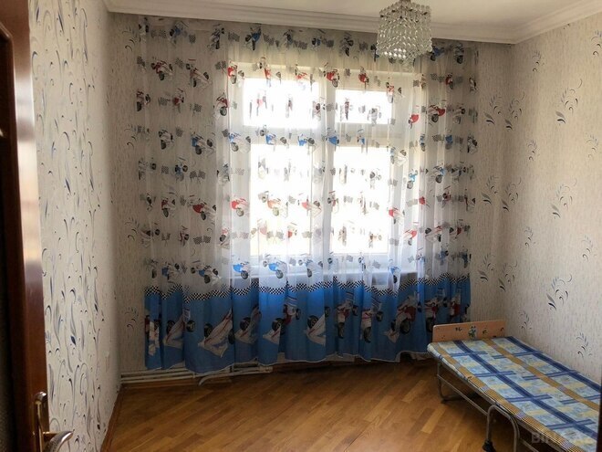 Satılır 5 otaqlı köhnə tikili 110 m², Xalqlar Dostluğu m., photo 18 from 20