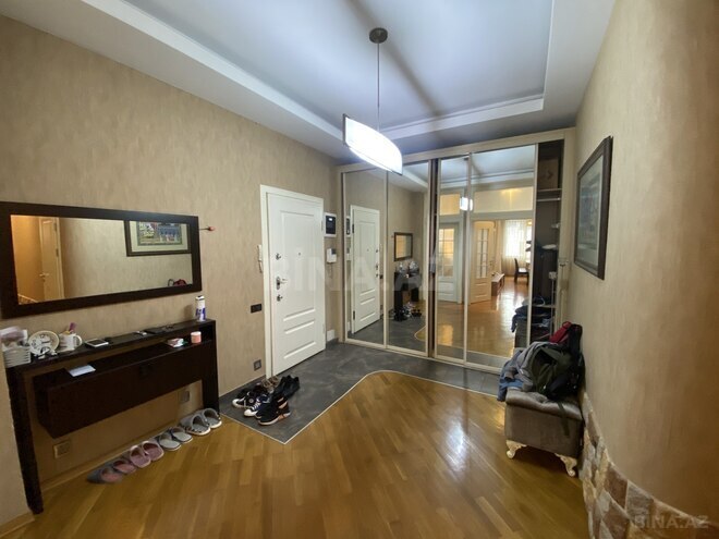 Сдается 4-комн. новостройка 160 м², Насиминский  р., photo 3 from 18