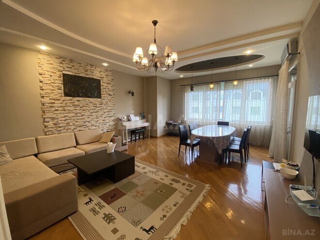Сдается 4-комн. новостройка 160 м², Насиминский  р., photo 1 from 18
