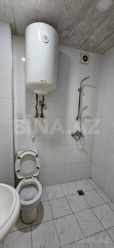 Продаётся 2-комн. вторичка 44 м², м. Иншаатчылар, photo 6 from 9