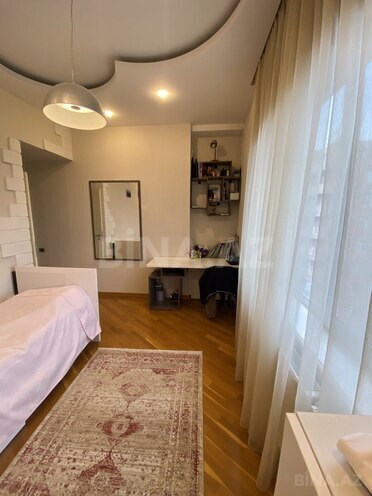 Сдается 4-комн. новостройка 160 м², Насиминский  р., photo 14 from 18