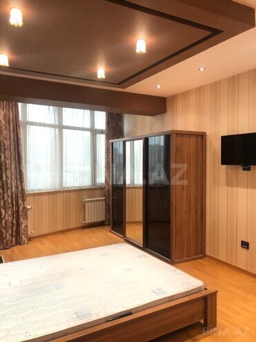 Сдается 3-комн. новостройка 150 м², м. Низами, photo 7 from 13