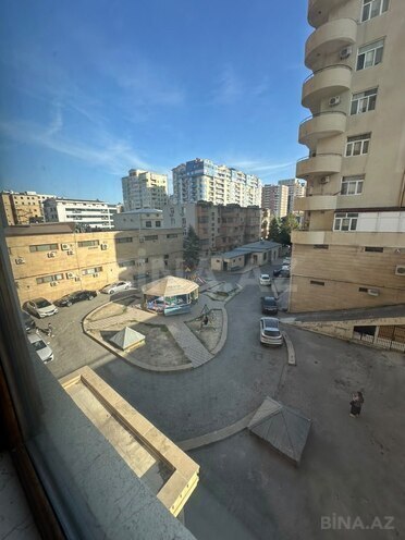 Продаётся 3-комн. новостройка 180 м², Насиминский  р., photo 1 from 17