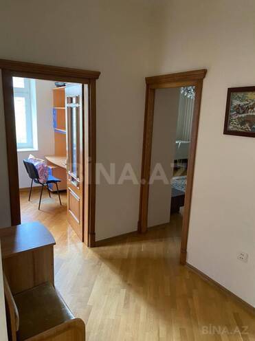Сдаётся 4-комн. вторичка 125 м², м. Ичеришехер, photo 13 from 19