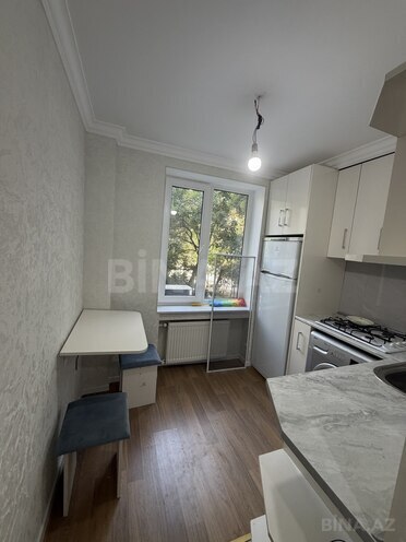 Продается 3-комн. вторичка 70 м², м. Элмляр Академиясы, photo 17 from 18