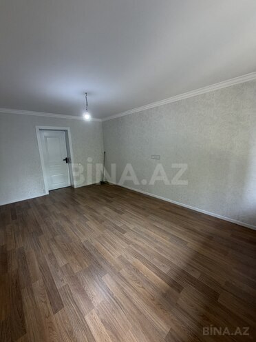 Продается 3-комн. вторичка 70 м², м. Элмляр Академиясы, photo 1 from 18