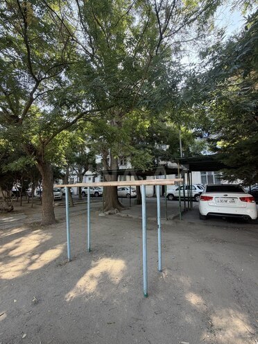 Продается 3-комн. вторичка 70 м², м. Элмляр Академиясы, photo 8 from 18