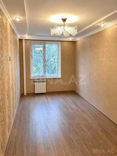Продаётся 3-комн. вторичка 70 м², м. Кара Караев, photo 3 from 10