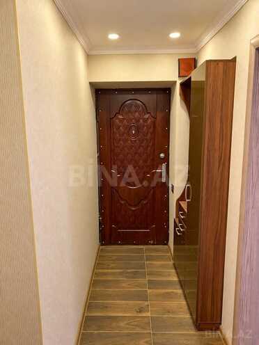 Продаётся 3-комн. вторичка 70 м², м. Кара Караев, photo 9 from 10