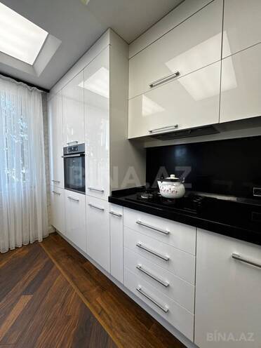 Satılır 4 otaqlı köhnə tikili 110 m², Bakıxanov q., photo 6 from 25