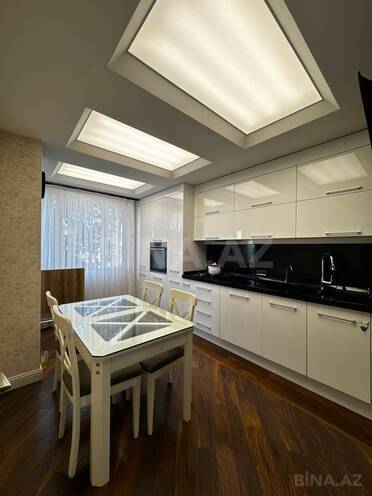 Satılır 4 otaqlı köhnə tikili 110 m², Bakıxanov q., photo 8 from 25