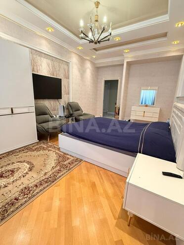 Сдаётся 3-комн. новостройка 140 м², м. Элмляр Академиясы, photo 9 from 16