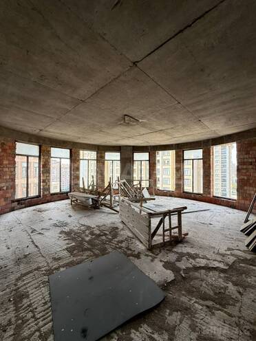 Продаётся 4-комн. новостройка 192 м², Хатаинский р., photo 4 from 14