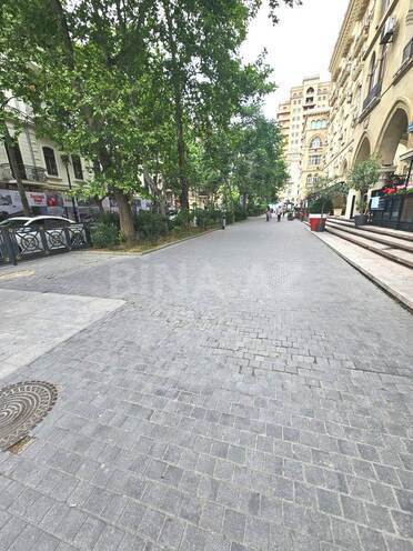 Продается  объект 220 м², м. Сахил, photo 3 from 9