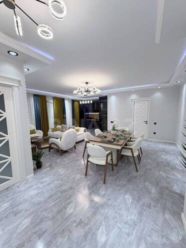 Сдаётся 3-комн. новостройка 145 м², м. 8 ноября, photo 21 from 24