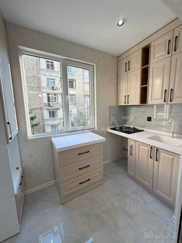 Satılır 2 otaqlı köhnə tikili 45 m², Xalqlar Dostluğu m., photo 9 from 12