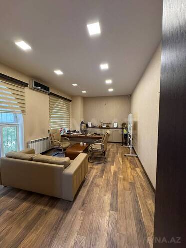 İcarəyə verilir 4 otaqlı ofis 130 m², 8 Noyabr m., photo 1 from 12
