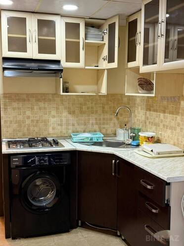 İcarəyə verilir 2 otaqlı köhnə tikili 55 m², İnşaatçılar m., photo 9 from 13