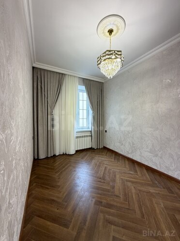 Продаётся 2-комн. вторичка 45 м², м. Ичеришехер, photo 5 from 11