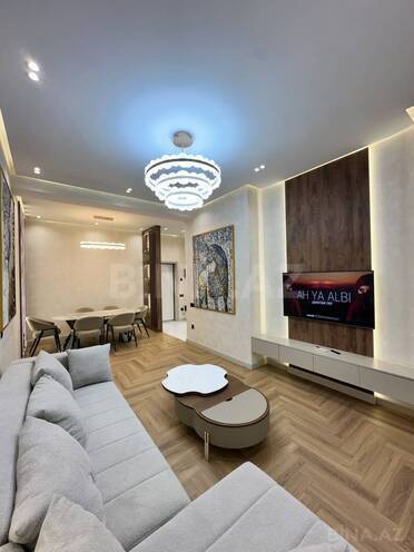 Продается 2-комн. новостройка 92 м², м. Низами, photo 3 from 14