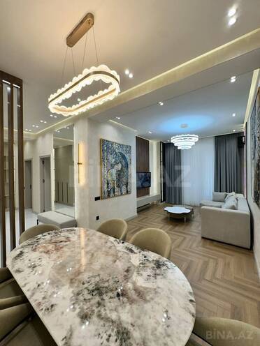 Продается 2-комн. новостройка 92 м², м. Низами, photo 1 from 14