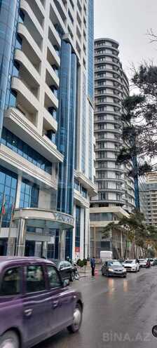 Продается 2-комн. новостройка 65 м², м. 28 мая, photo 1 from 14