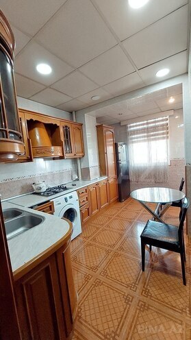 Сдается 3-комн. вторичка 87 м², м. Гянджлик, photo 6 from 10